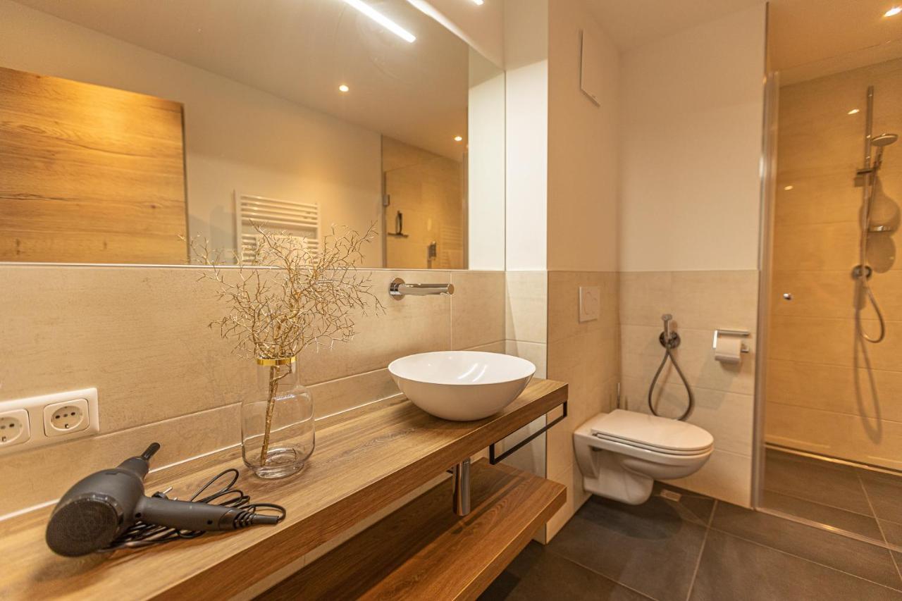 Tevini Boutique By We Rent *